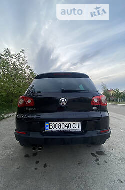 Внедорожник / Кроссовер Volkswagen Tiguan 2010 в Каменец-Подольском