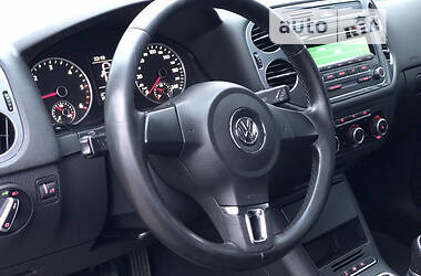 Внедорожник / Кроссовер Volkswagen Tiguan 2011 в Чернигове