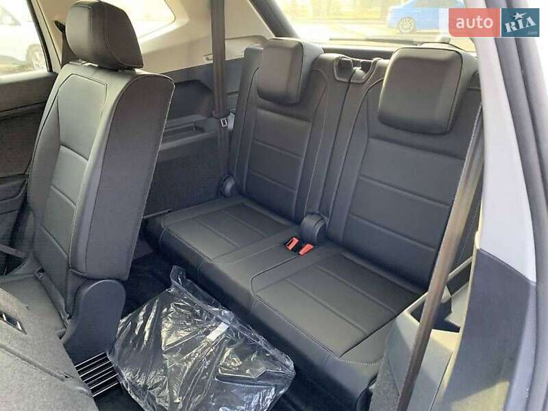 Внедорожник / Кроссовер Volkswagen Tiguan 2018 в Одессе