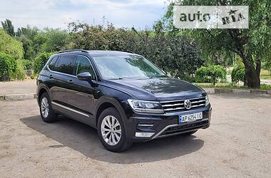 Позашляховик / Кросовер Volkswagen Tiguan 2018 в Запоріжжі