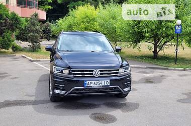 Внедорожник / Кроссовер Volkswagen Tiguan 2018 в Запорожье