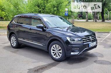 Внедорожник / Кроссовер Volkswagen Tiguan 2018 в Запорожье