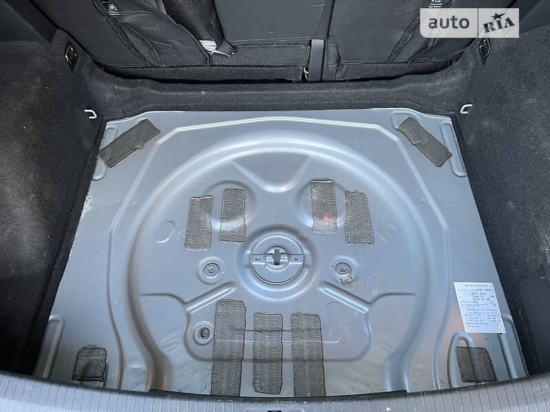 Позашляховик / Кросовер Volkswagen Tiguan 2017 в Ужгороді