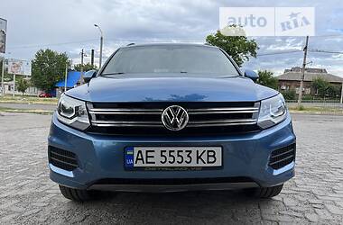 Внедорожник / Кроссовер Volkswagen Tiguan 2017 в Днепре