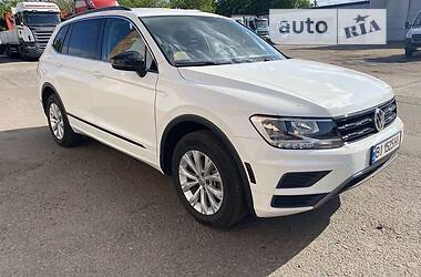 Внедорожник / Кроссовер Volkswagen Tiguan 2018 в Полтаве