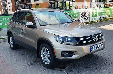 Внедорожник / Кроссовер Volkswagen Tiguan 2014 в Ивано-Франковске