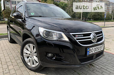 Внедорожник / Кроссовер Volkswagen Tiguan 2008 в Ивано-Франковске
