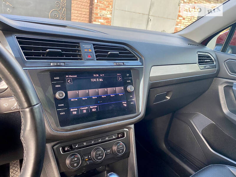 Внедорожник / Кроссовер Volkswagen Tiguan 2018 в Лебедине фото 14 Внедорожник / Кроссовер Volkswagen Tiguan 2018 в Лебедине