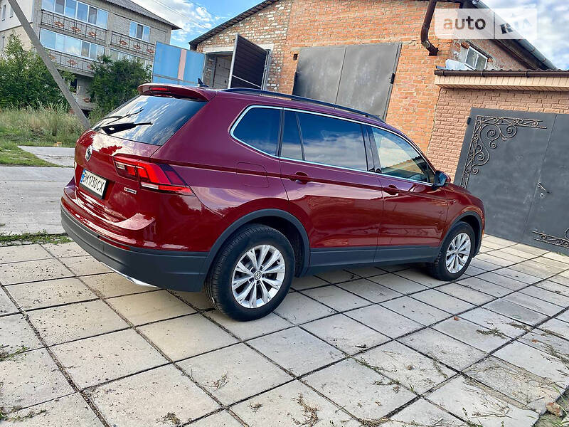 Внедорожник / Кроссовер Volkswagen Tiguan 2018 в Лебедине фото 4 Внедорожник / Кроссовер Volkswagen Tiguan 2018 в Лебедине