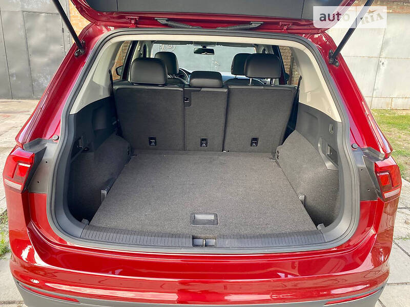 Внедорожник / Кроссовер Volkswagen Tiguan 2018 в Лебедине фото 11 Внедорожник / Кроссовер Volkswagen Tiguan 2018 в Лебедине