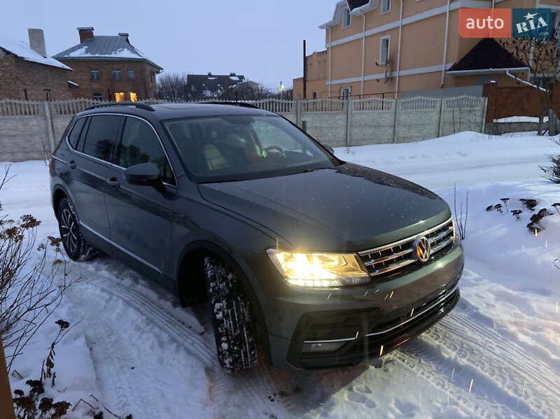Внедорожник / Кроссовер Volkswagen Tiguan 2020 в Сумах