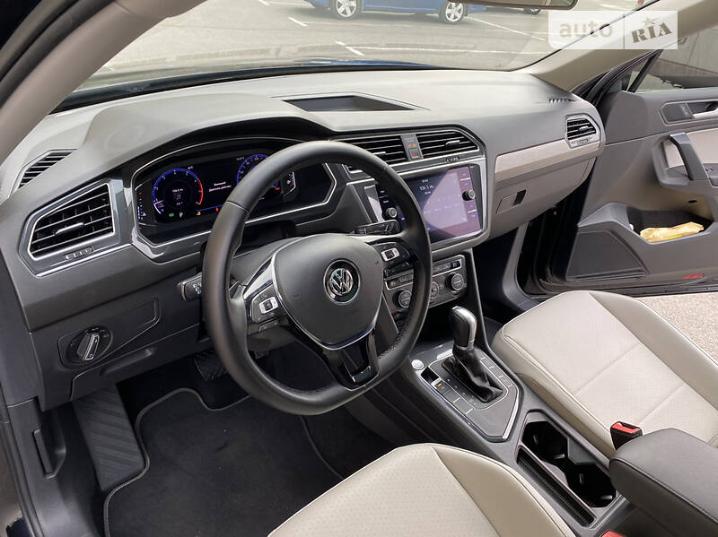 Внедорожник / Кроссовер Volkswagen Tiguan 2019 в Киеве