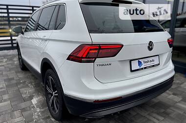 Позашляховик / Кросовер Volkswagen Tiguan 2019 в Рівному