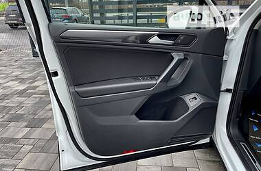 Позашляховик / Кросовер Volkswagen Tiguan 2021 в Рівному