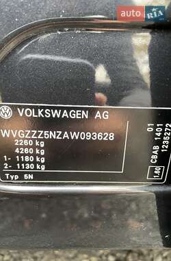 Внедорожник / Кроссовер Volkswagen Tiguan 2010 в Лебедине