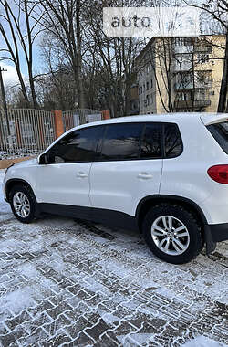 Внедорожник / Кроссовер Volkswagen Tiguan 2012 в Одессе