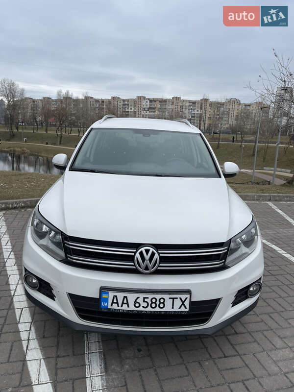 Внедорожник / Кроссовер Volkswagen Tiguan 2013 в Киеве