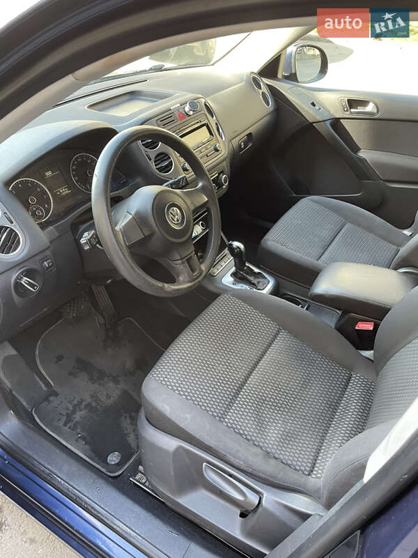 Внедорожник / Кроссовер Volkswagen Tiguan 2010 в Ужгороде