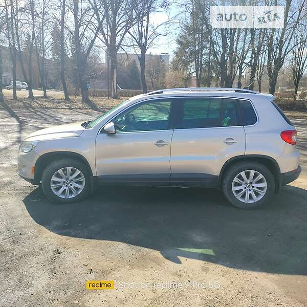 Внедорожник / Кроссовер Volkswagen Tiguan 2011 в Тернополе