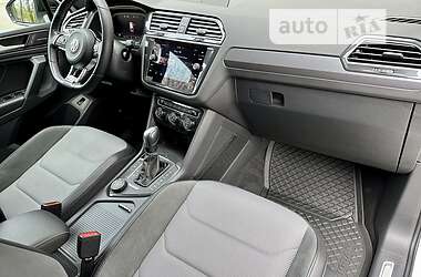 Внедорожник / Кроссовер Volkswagen Tiguan 2020 в 