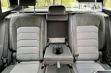 Внедорожник / Кроссовер Volkswagen Tiguan 2020 в 