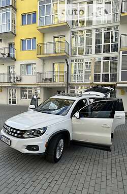 Внедорожник / Кроссовер Volkswagen Tiguan 2013 в Львове
