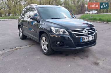 Внедорожник / Кроссовер Volkswagen Tiguan 2009 в 