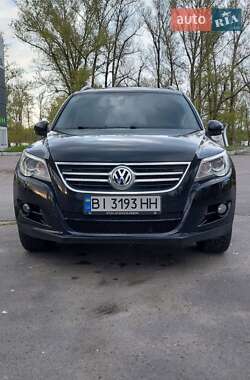 Внедорожник / Кроссовер Volkswagen Tiguan 2009 в 