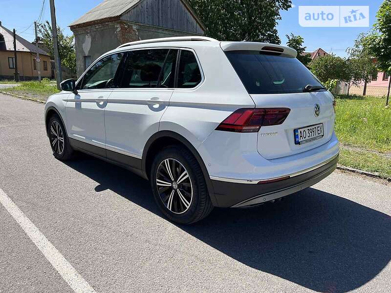 Внедорожник / Кроссовер Volkswagen Tiguan 2017 в Мукачево