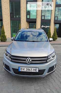 Внедорожник / Кроссовер Volkswagen Tiguan 2012 в Бердичеве