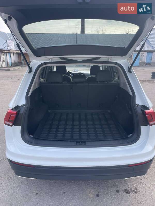 Внедорожник / Кроссовер Volkswagen Tiguan 2018 в Фастове