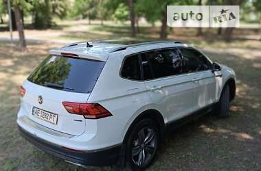 Внедорожник / Кроссовер Volkswagen Tiguan 2019 в Кривом Роге