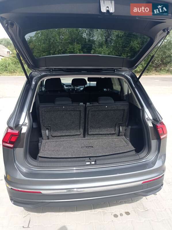 Внедорожник / Кроссовер Volkswagen Tiguan 2021 в Черновцах