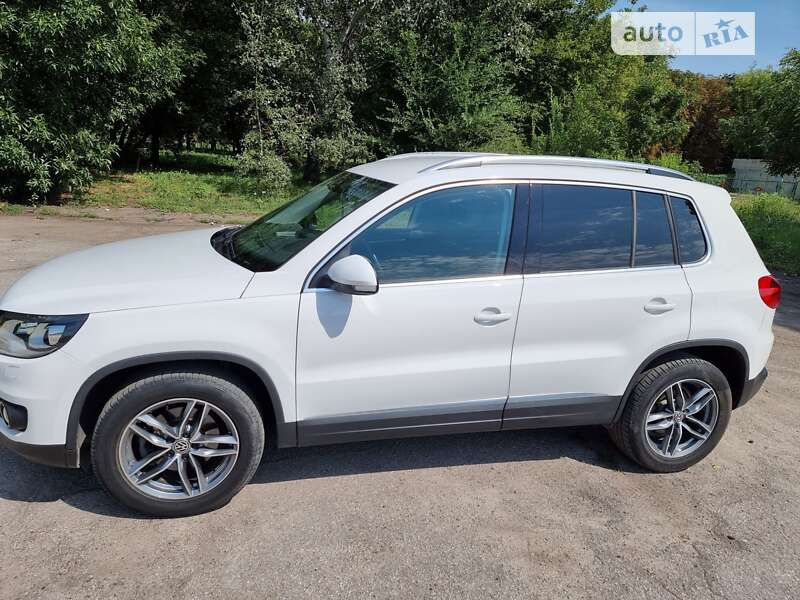 Внедорожник / Кроссовер Volkswagen Tiguan 2013 в Павлограде