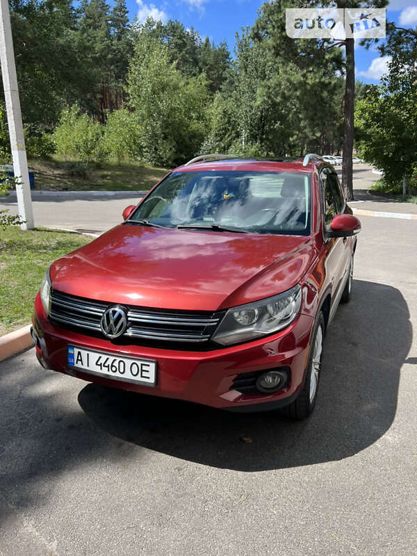 Внедорожник / Кроссовер Volkswagen Tiguan 2012 в Киеве