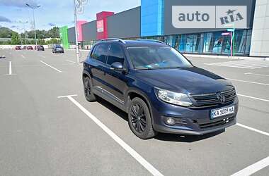 Внедорожник / Кроссовер Volkswagen Tiguan 2011 в Киеве