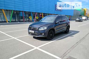 Внедорожник / Кроссовер Volkswagen Tiguan 2011 в Киеве