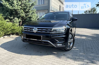 Внедорожник / Кроссовер Volkswagen Tiguan 2018 в Павлограде