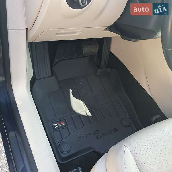 Внедорожник / Кроссовер Volkswagen Tiguan 2015 в Каменец-Подольском