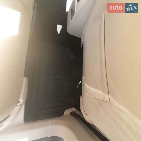 Внедорожник / Кроссовер Volkswagen Tiguan 2015 в Каменец-Подольском