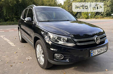 Внедорожник / Кроссовер Volkswagen Tiguan 2013 в 