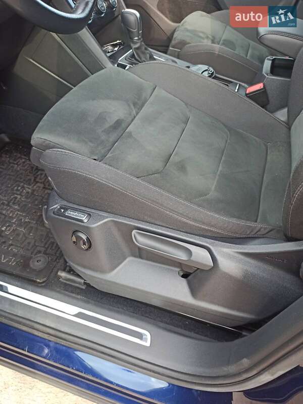 Внедорожник / Кроссовер Volkswagen Tiguan 2018 в Вознесенске