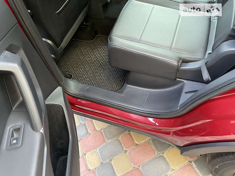 Внедорожник / Кроссовер Volkswagen Tiguan 2018 в Харькове