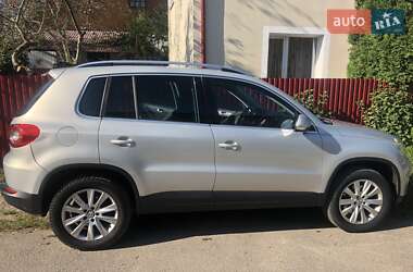 Внедорожник / Кроссовер Volkswagen Tiguan 2009 в Вижнице