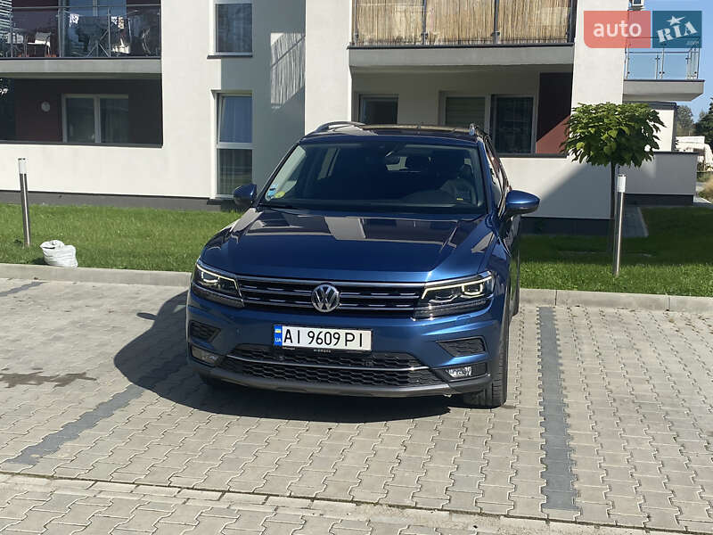 Внедорожник / Кроссовер Volkswagen Tiguan 2018 в Львове