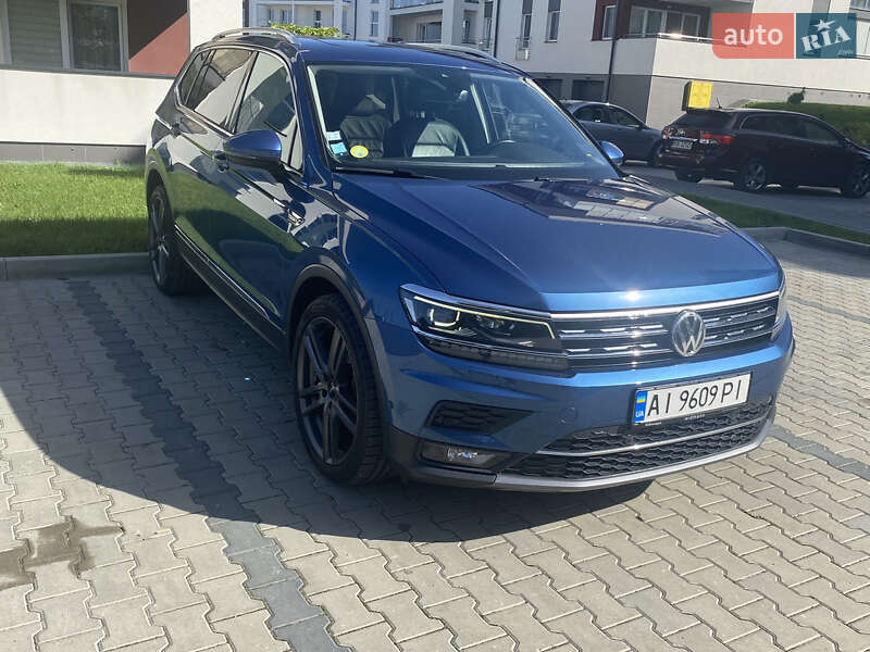 Внедорожник / Кроссовер Volkswagen Tiguan 2018 в Львове