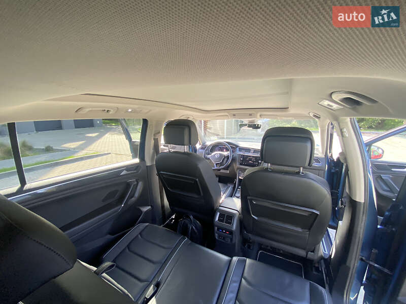 Внедорожник / Кроссовер Volkswagen Tiguan 2018 в Львове