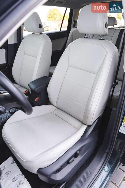 Внедорожник / Кроссовер Volkswagen Tiguan 2019 в Луцке