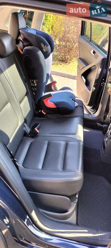 Внедорожник / Кроссовер Volkswagen Tiguan 2015 в Черкассах