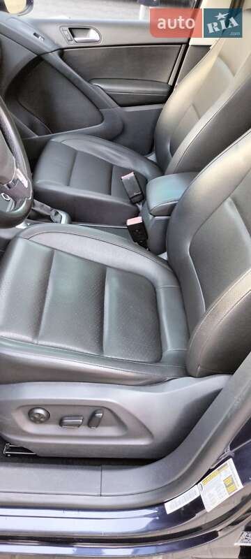 Внедорожник / Кроссовер Volkswagen Tiguan 2015 в Черкассах